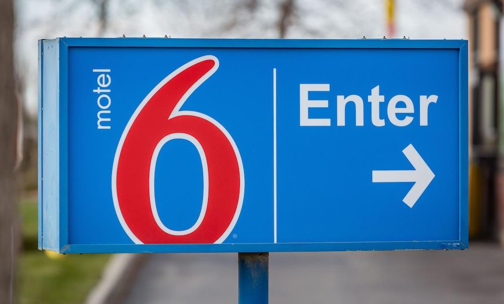 Motel 6-Saskatoon, Sk エクステリア 写真