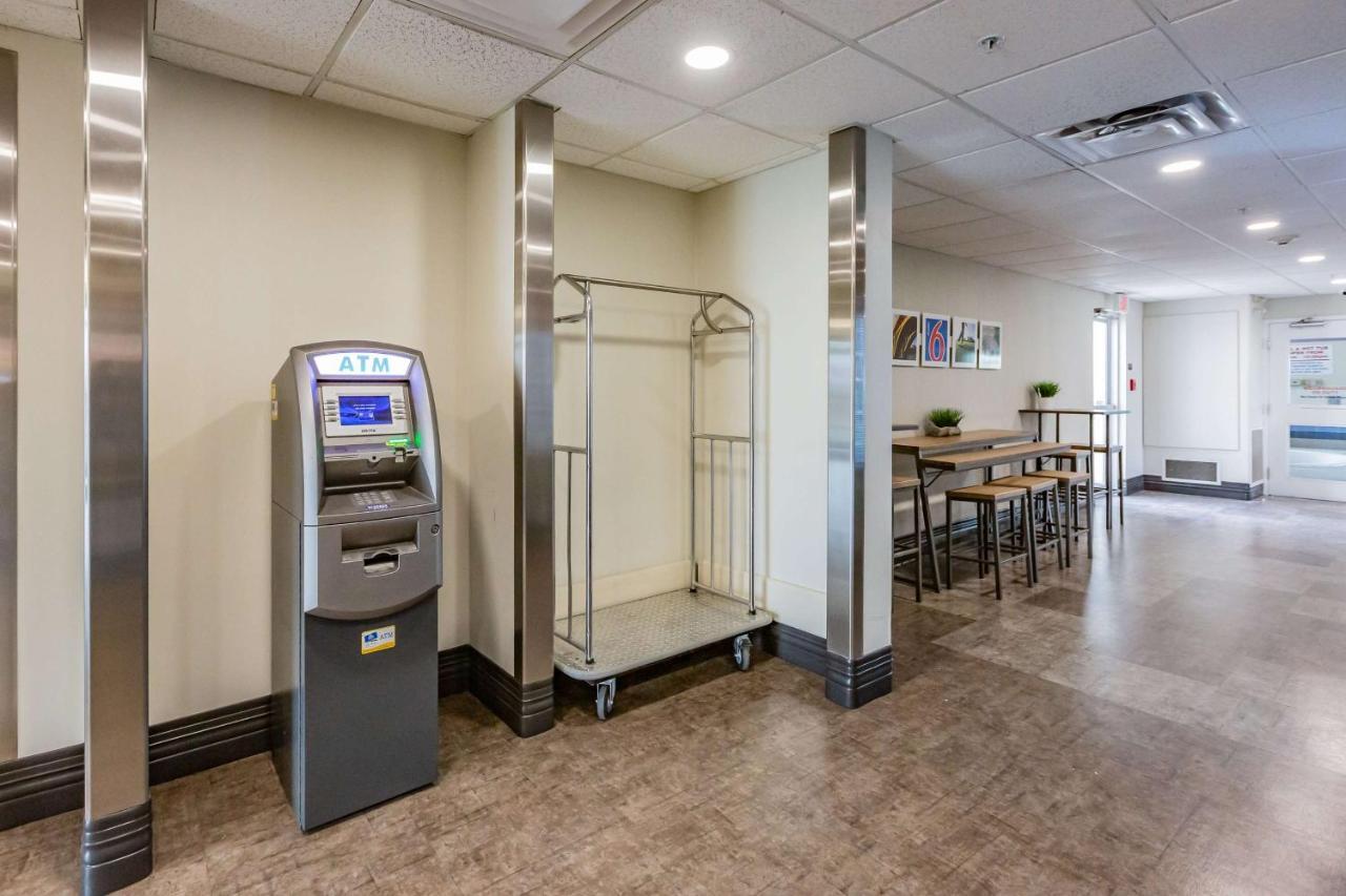 Motel 6-Saskatoon, Sk エクステリア 写真