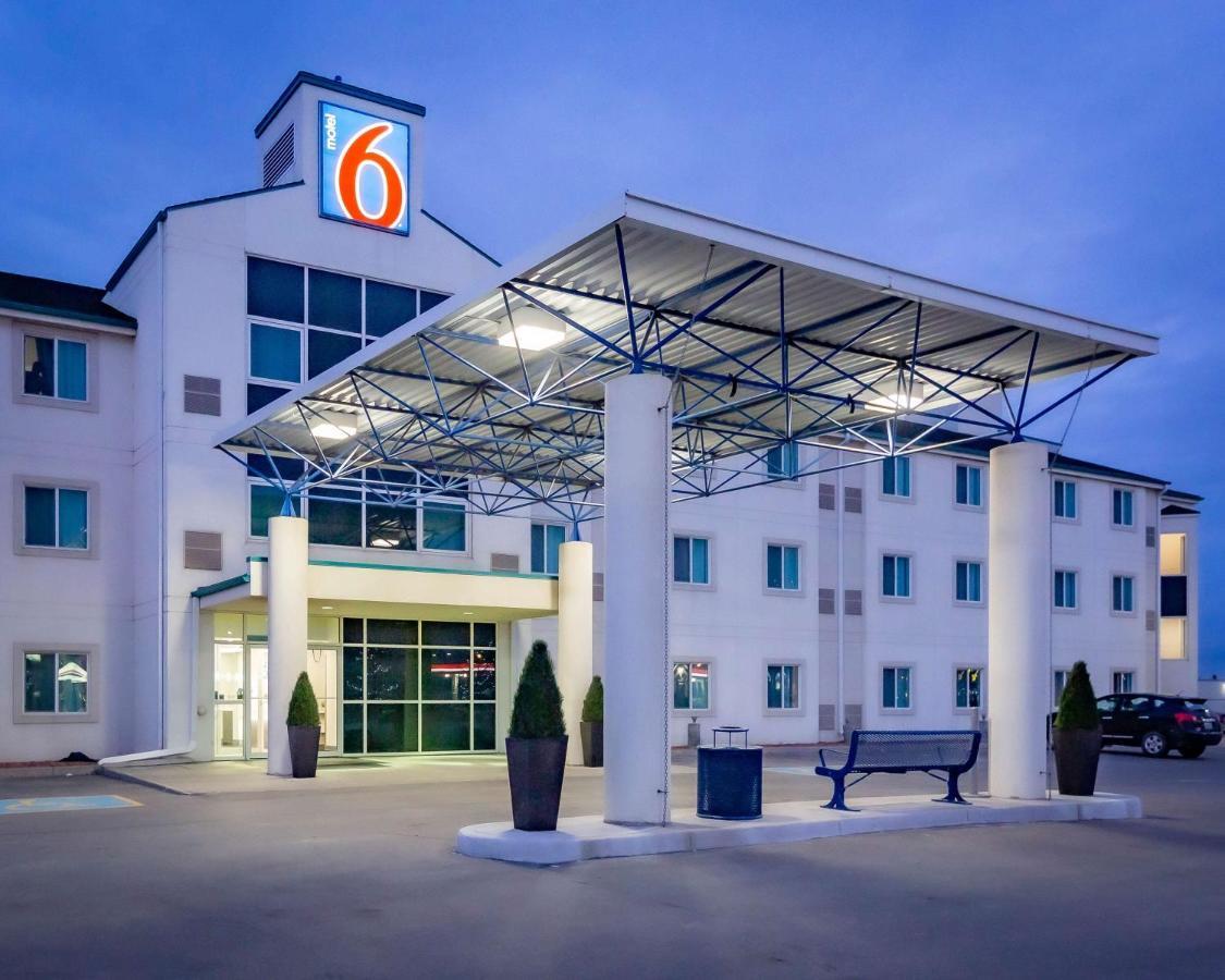 Motel 6-Saskatoon, Sk エクステリア 写真